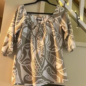 Manuhealiʻi drawstring top